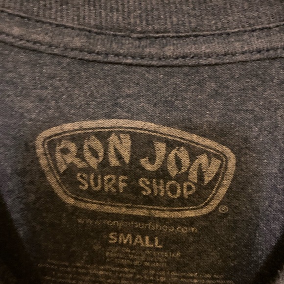 Ron, Jon surf shop T-shirt - Picture 3 of 5